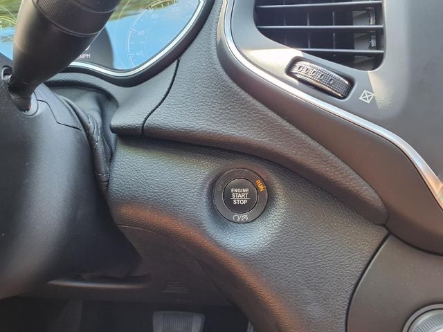 2023 Jeep Cherokee Altitude
