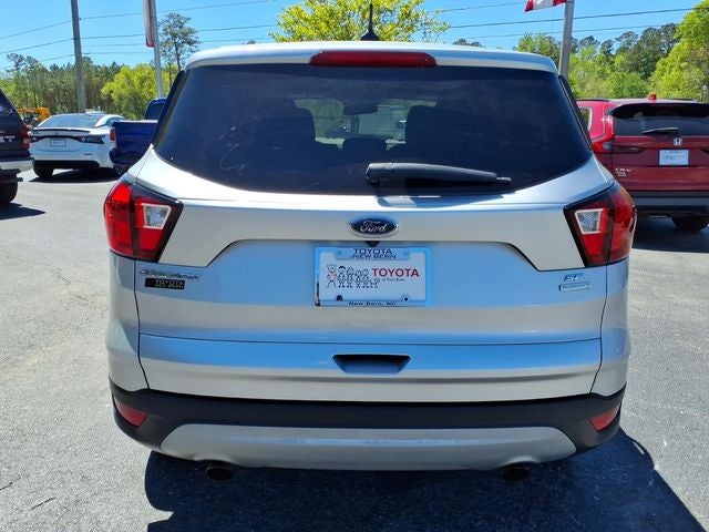 Used 2019 Ford Escape SE with VIN 1FMCU0GD6KUA75304 for sale in New Bern, NC