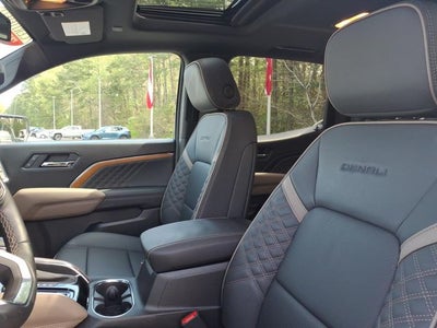 2024 GMC Canyon Denali