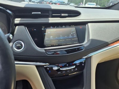 2019 Cadillac XT5 Premium Luxury