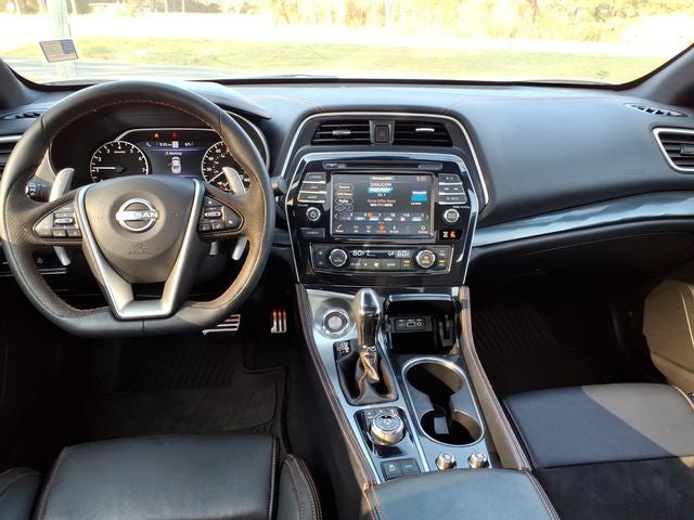 2023 Nissan Maxima SR