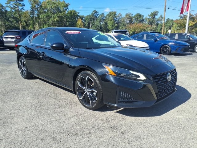 2023 Nissan Altima 2.5 SR