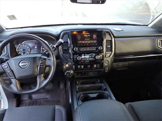 2023 Nissan Titan SV