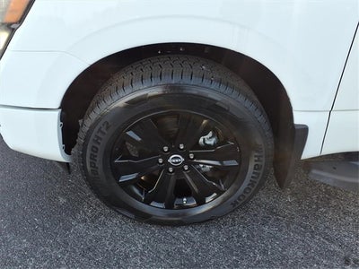 2023 Nissan Titan SV