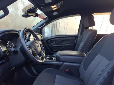 2023 Nissan Titan SV