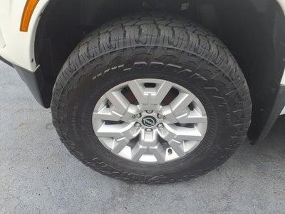 2022 Nissan Frontier SV