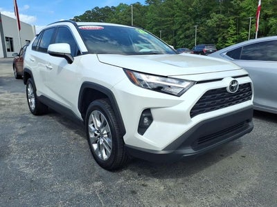 2025 Toyota RAV4 XLE Premium
