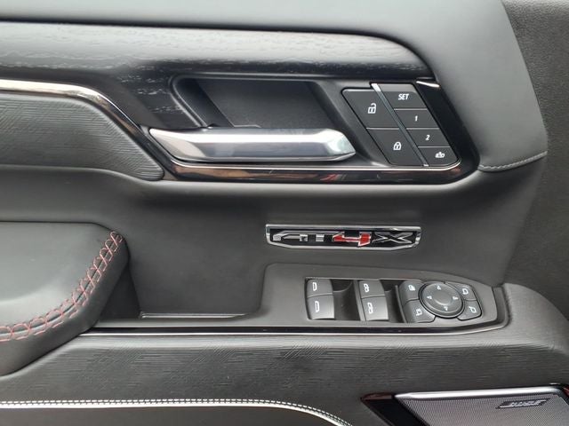 2025 GMC Sierra 1500 AT4X