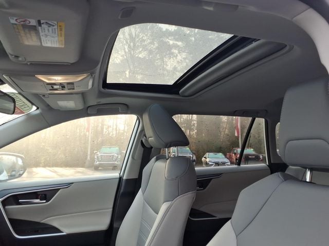 2025 Toyota RAV4 Hybrid XLE Premium