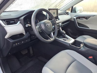 2025 Toyota RAV4 Hybrid XLE Premium