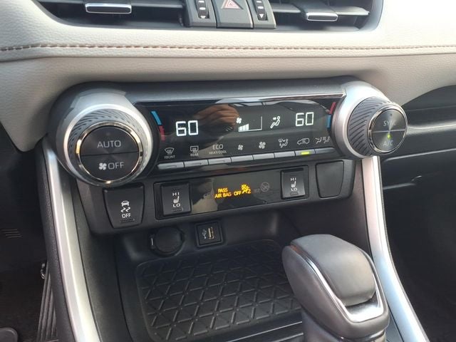 2025 Toyota RAV4 Hybrid XLE Premium