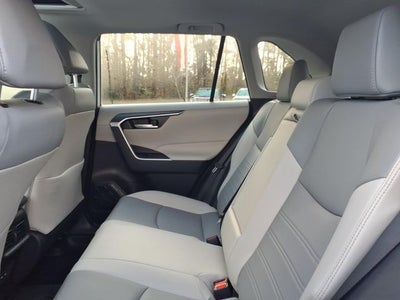 2025 Toyota RAV4 Hybrid XLE Premium