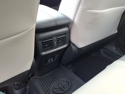 2025 Toyota RAV4 Hybrid XLE Premium