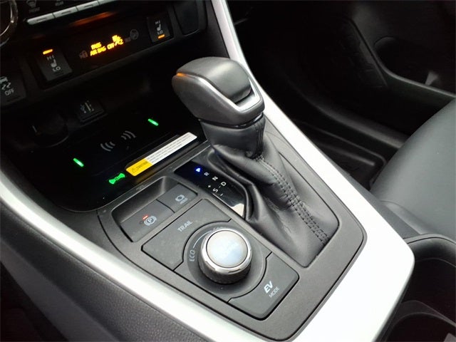 2025 Toyota RAV4 Hybrid XSE