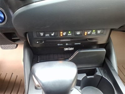 2021 Lexus ES 300h Ultra Luxury