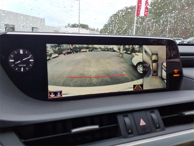 2021 Lexus ES 300h Ultra Luxury