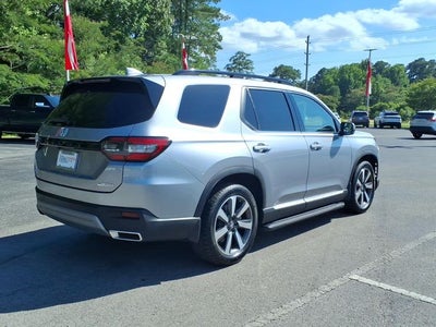2024 Honda Pilot Touring