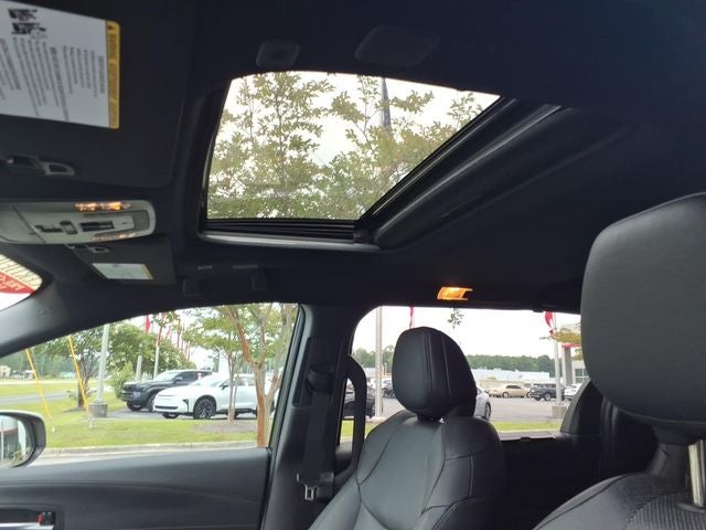 2025 Toyota Sienna Platinum 7 Passenger