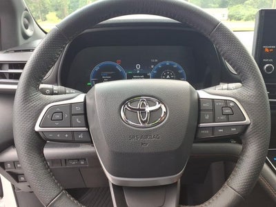 2025 Toyota Sienna Platinum 7 Passenger