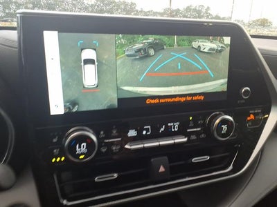 2023 Toyota Highlander Platinum