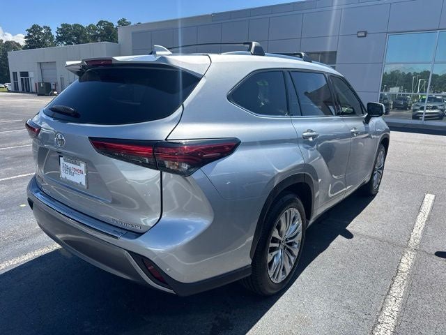 2023 Toyota Highlander Platinum