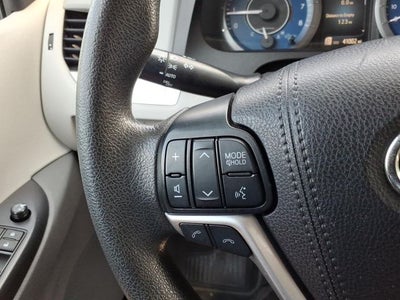 2019 Toyota Sienna LE 8 Passenger
