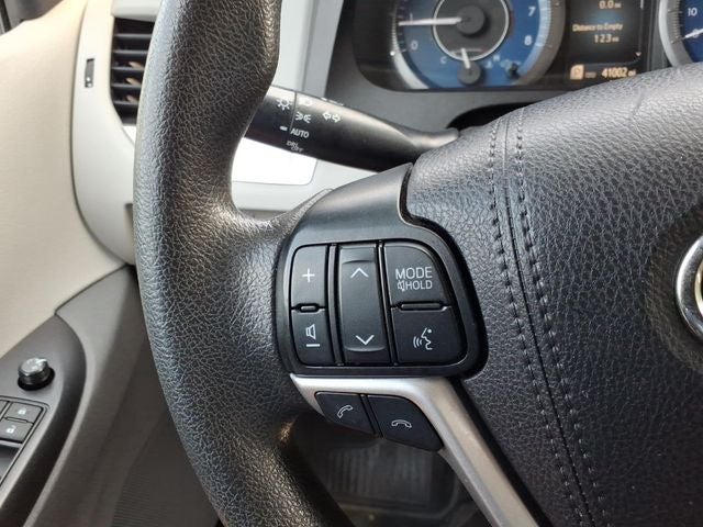 2019 Toyota Sienna LE 8 Passenger