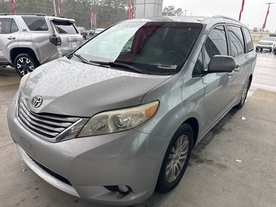 2013 Toyota Sienna Base
