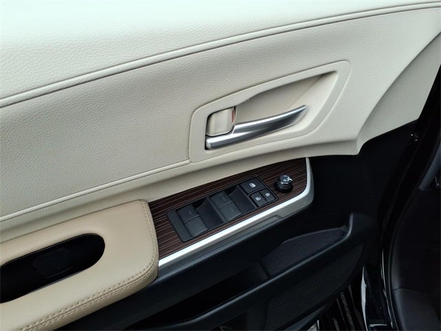 2024 Toyota Sienna XLE 7 Passenger