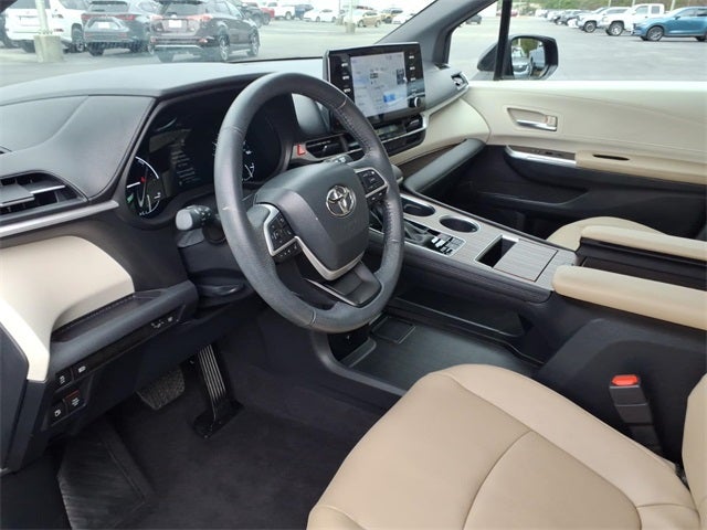 2024 Toyota Sienna XLE 7 Passenger