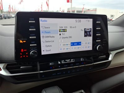 2024 Toyota Sienna XLE 7 Passenger