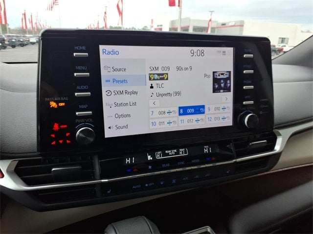 2024 Toyota Sienna XLE 7 Passenger