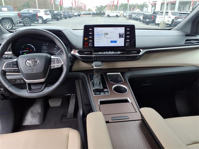 2024 Toyota Sienna XLE 7 Passenger