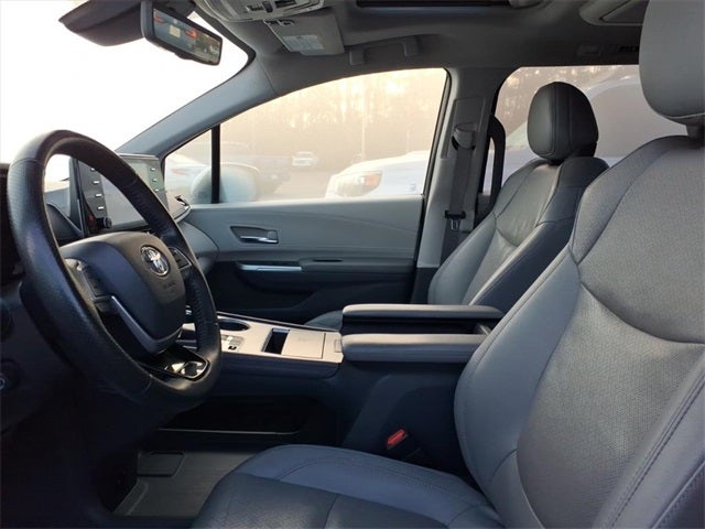 2021 Toyota Sienna Limited 7 Passenger