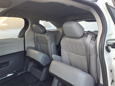 2021 Toyota Sienna Limited 7 Passenger