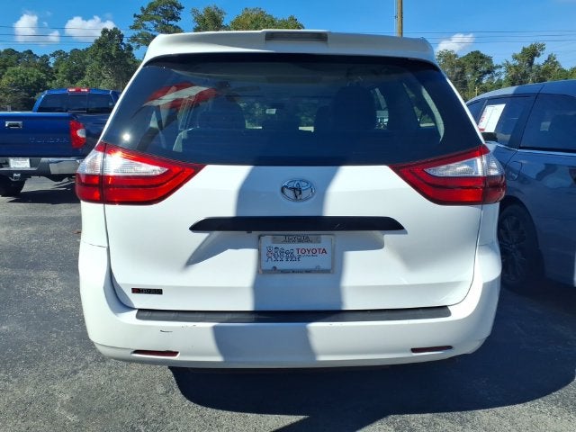2018 Toyota Sienna L 7 Passenger