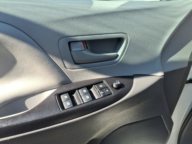 2018 Toyota Sienna L 7 Passenger