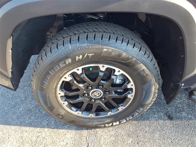 2022 Toyota Tundra SR5 TRD OFF ROAD