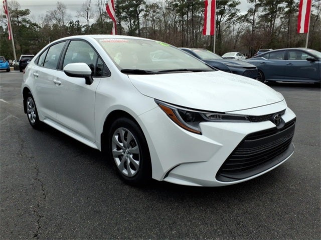 2025 Toyota Corolla LE