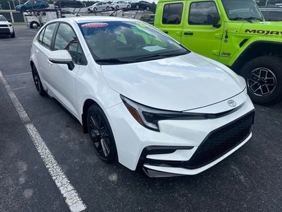 2025 Toyota Corolla SE
