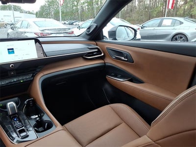 2025 Toyota Crown Signia Limited