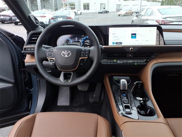 2025 Toyota Crown Signia Limited