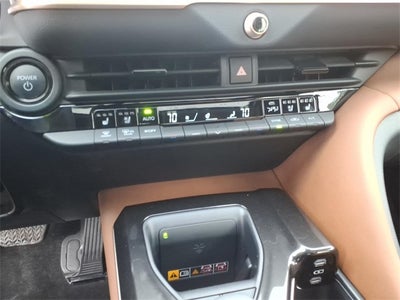 2025 Toyota Crown Signia Limited