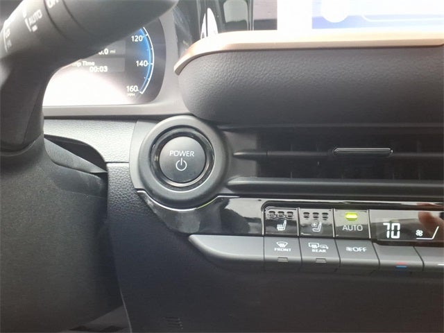 2025 Toyota Crown Signia Limited