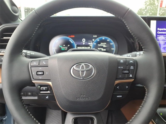 2025 Toyota Crown Signia Limited