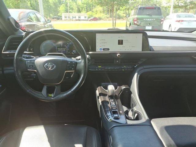 2024 Toyota Crown Platinum