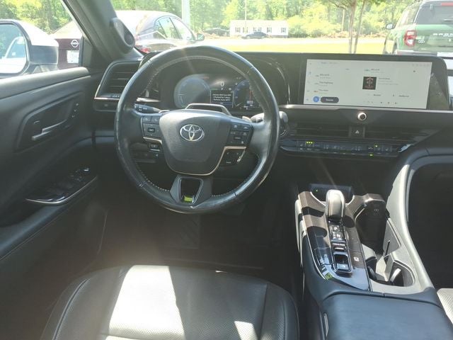 2024 Toyota Crown Platinum