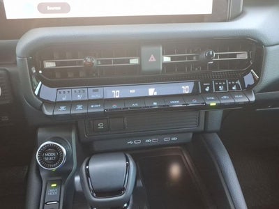 2025 Toyota Land Cruiser Premium