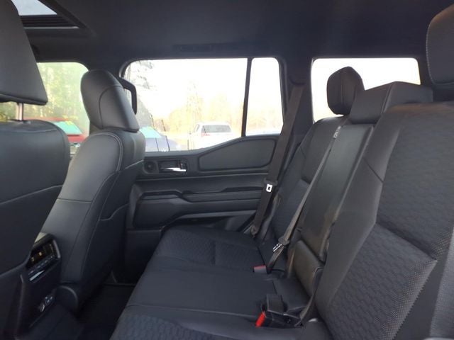 2025 Toyota Land Cruiser Premium