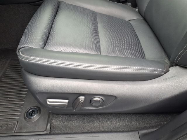 2025 Toyota Land Cruiser Premium